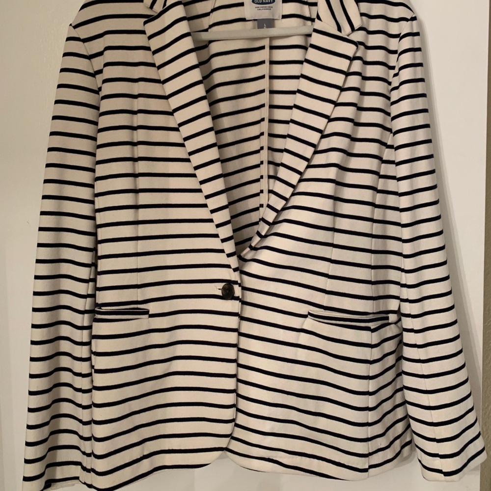 old navy striped blazer! ☕️